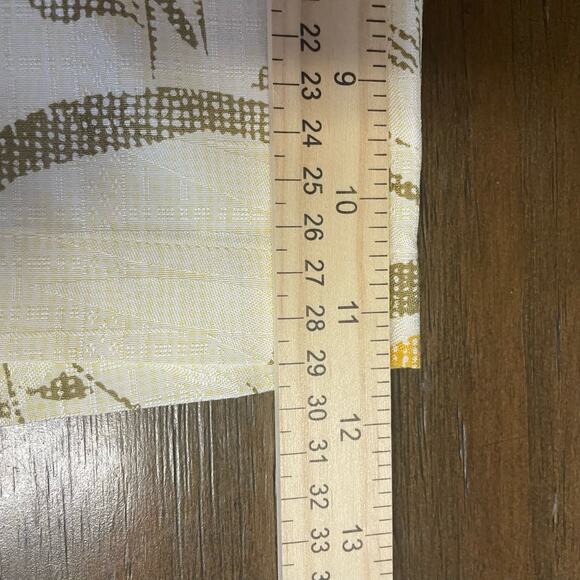 Tommy Bahama Short Sleeve Shirt Men's Button Up  XL Cream 100% Silk Summer Wear - Picture 9 of 11